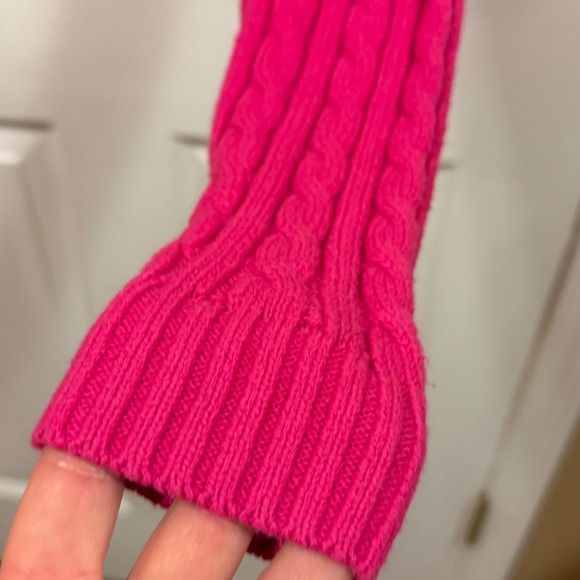 Hollister Hot Pink Cable Knit Cropped V-Neck Cardigan Sweater Womens Small - Picture 12 of 14